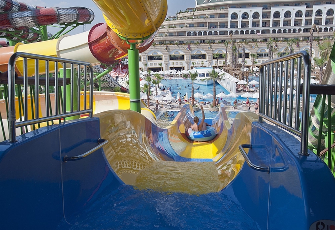 Imagen de la piscina del Hotel Crystal Sunset. Foto 15