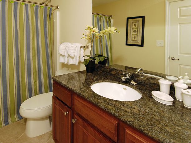Imagen de la habitación del Hotel Crystal Tower Condominiums By Wyndham Vacation Rentals. Foto 3