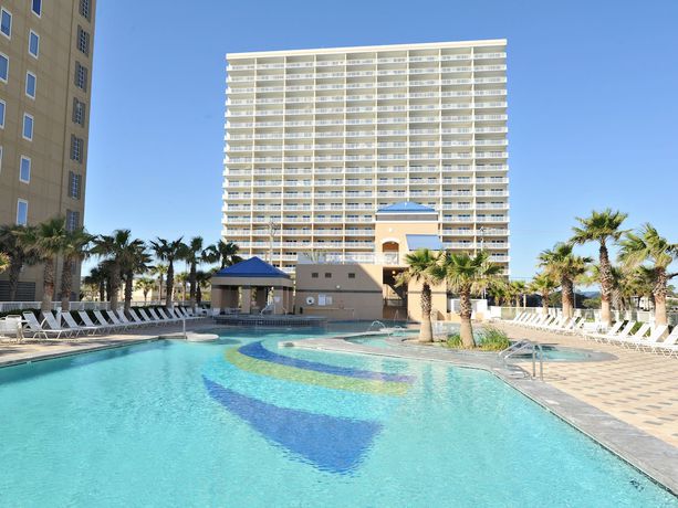 Imagen de la piscina del Hotel Crystal Tower Condominiums By Wyndham Vacation Rentals. Foto 18