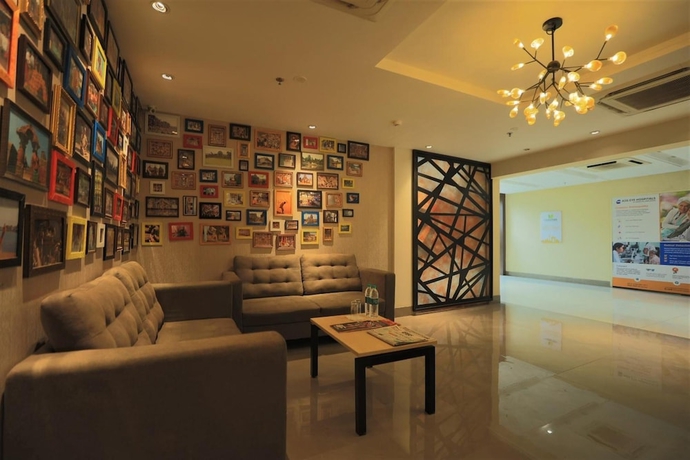 Imagen de los interiores del Hotel Crystal Urban Park. Foto 13
