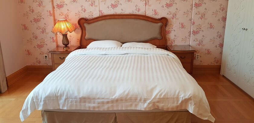 Imagen de la habitación del Hotel Crystal Valley CC - Golden Village. Foto 35