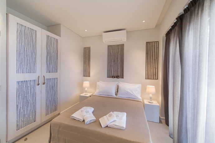 Imagen de la habitación del Hotel Crystal Waters. Foto 5