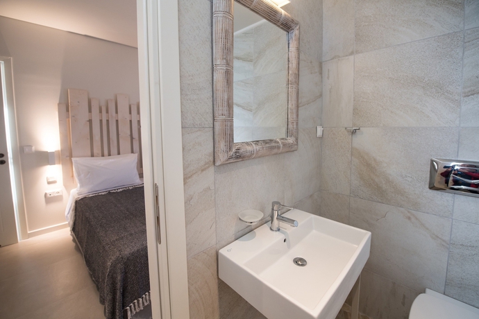 Imagen de la habitación del Hotel Crystal Waters. Foto 18