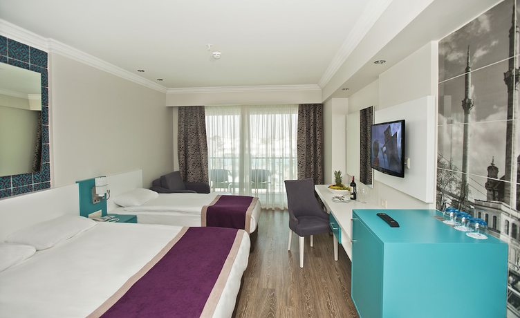 Imagen de la habitación del Hotel Crystal Waterworld Aqua Collection. Foto 5