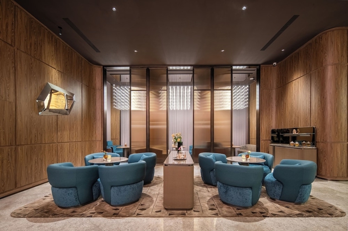 Imagen de los interiores del Hotel Crystal Weihai Happiness Gate. Foto 16