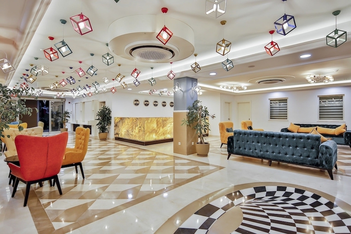 Imagen de los interiores del Hotel Crystal World of Colours. Foto 9