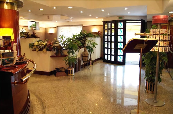 Imagen de los interiores del Hotel Crystal and Residence. Foto 14
