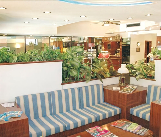 Imagen de los interiores del Hotel Crystal and Residence. Foto 17