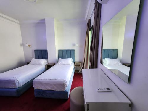 Imagen general del Hotel Crystal boulevard Single/Double. Foto 12