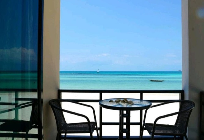 Imagen general del Hotel Crystal white sand resort. Foto 2