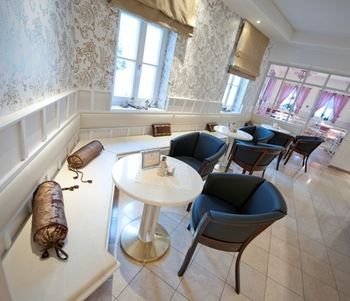 Imagen de los interiores del Hotel Crystls. Foto 16