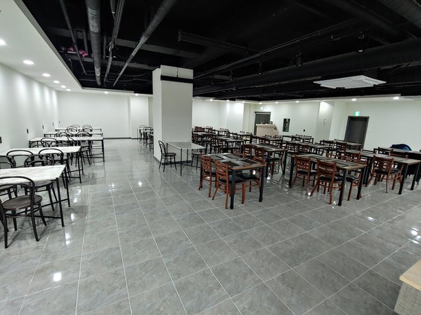 Imagen del bar/restaurante del Hotel Cs Plaza. Foto 2