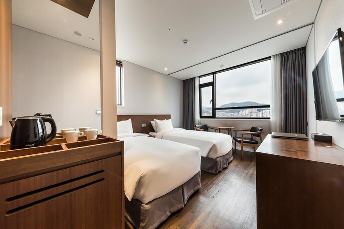 Imagen de la habitación del Hotel Cs Premier. Foto 15