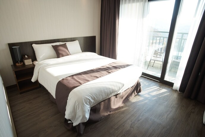 Imagen de la habitación del Hotel Cs Premier Hotel. Foto 20