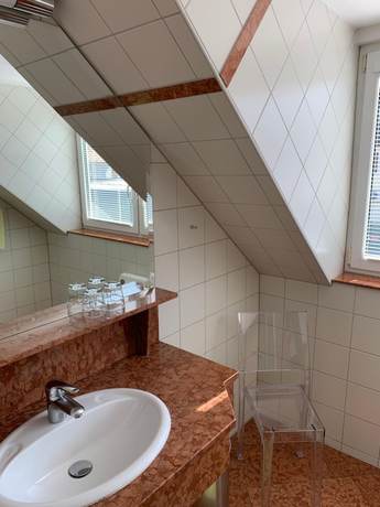 Imagen de la habitación del Hotel Csejtei. Foto 17