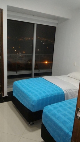 Imagen de la habitación del Hotel Csi Medellín. Foto 2