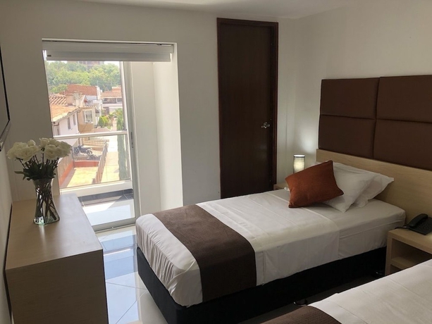 Imagen de la habitación del Hotel Csi Medellín. Foto 15