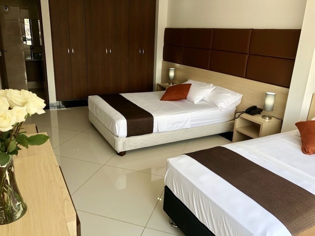 Imagen de la habitación del Hotel Csi Medellín. Foto 16