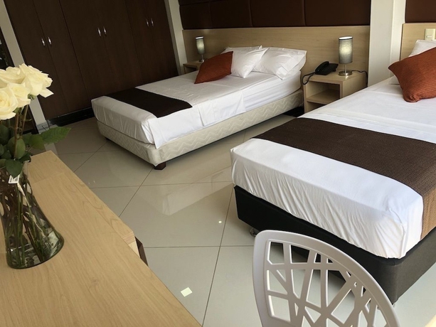 Imagen de la habitación del Hotel Csi Medellín. Foto 17