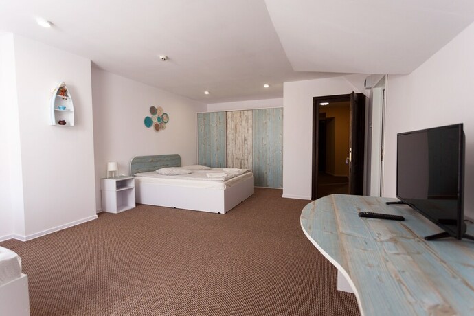 Imagen de la habitación del Hotel Csiki. Foto 13