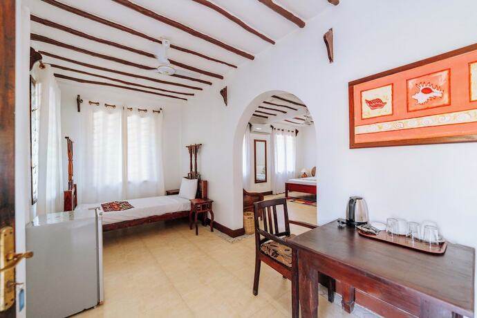 Imagen de la habitación del Hotel Cterra Zanzibar Beach Resort. Foto 14