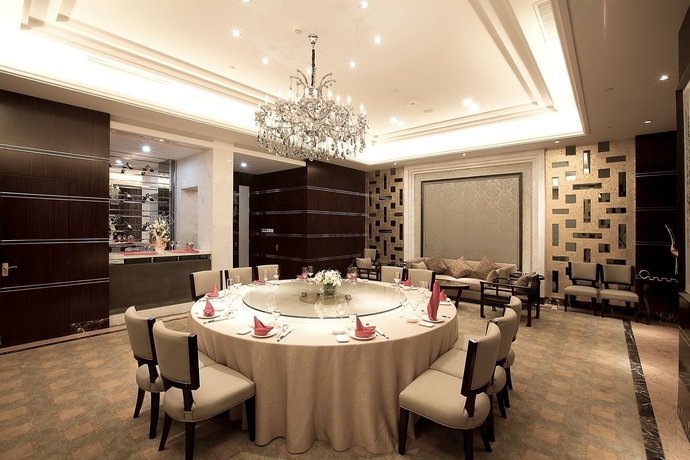 Imagen del bar/restaurante del Hotel Ctry Garden Phoenix Hot Spring Taizhou. Foto 7