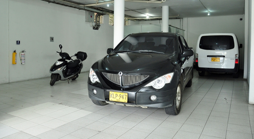 Imagen general del Hotel Cuarta Avenida. Foto 2