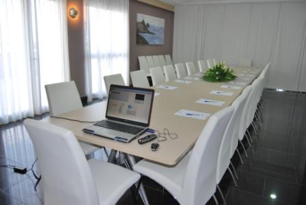 Imagen de los interiores del Hotel Cuatro Hermanas. Foto 9