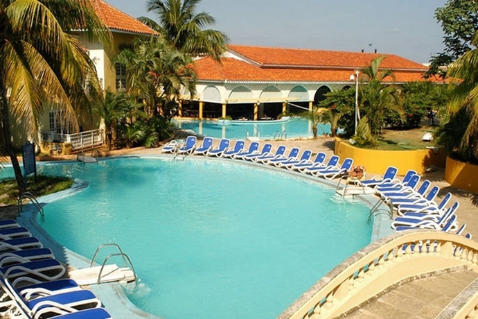 Imagen general del Hotel Cubanacan Comodoro. Foto 1