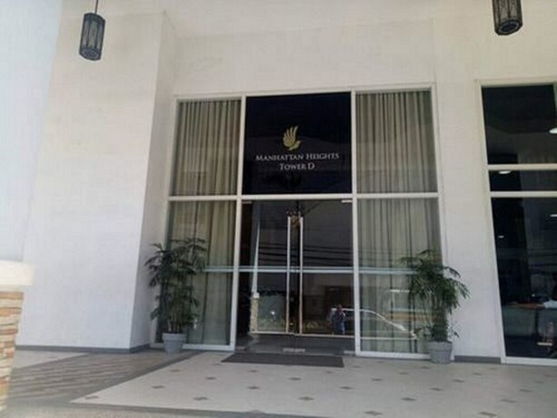 Imagen de los interiores del Hotel Cubao ManhattanHeights Unit 4Q Tower D. Foto 38