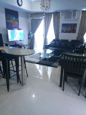 Imagen de la habitación del Hotel Cubao ManhattanHeights Unit 5H Tower C. Foto 27