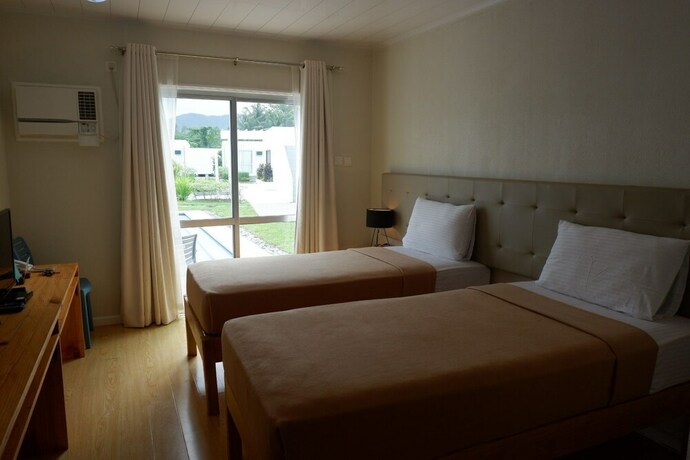 Imagen de la habitación del Hotel Cube Baler. Foto 20