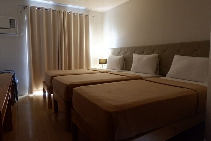 Imagen de la habitación del Hotel Cube Baler. Foto 22