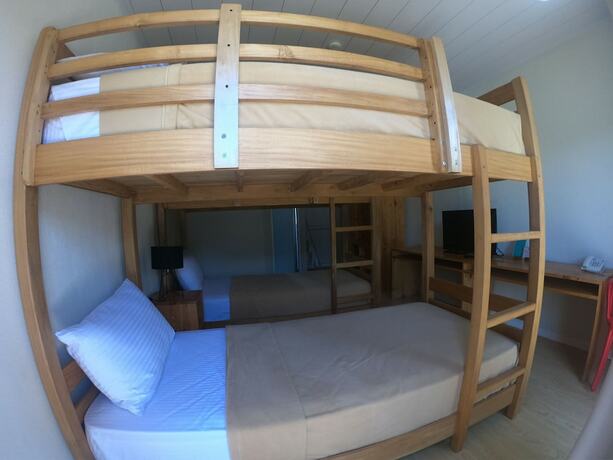 Imagen de la habitación del Hotel Cube Baler. Foto 29