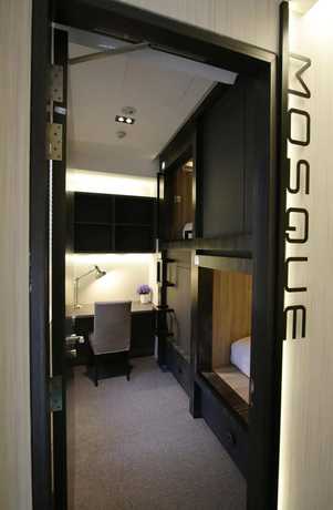 Imagen de la habitación del Hotel Cube Boutique Capsule. Foto 19