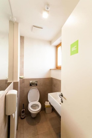 Imagen de la habitación del Hotel Cube Central Rooms for 2 - Hostel. Foto 10