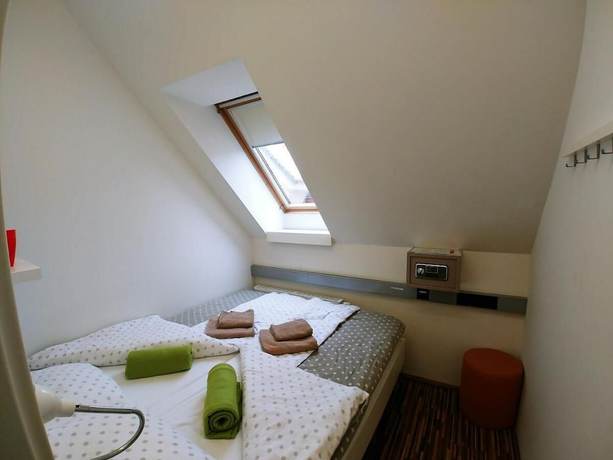 Imagen de la habitación del Hotel Cube Central Rooms for 2 - Hostel. Foto 14