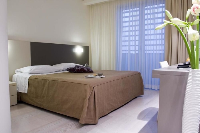 Imagen de la habitación del Hotel Cube. Foto 6