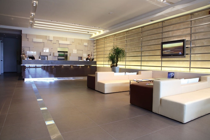 Imagen de los interiores del Hotel Cube. Foto 7