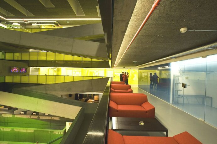 Imagen general del Hotel Cube Savognin. Foto 12