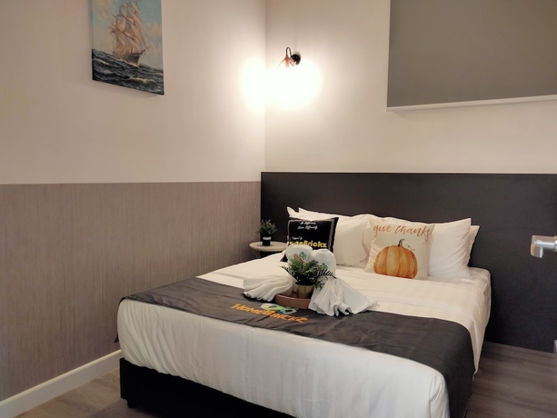 Imagen de la habitación del Hotel Cubic Botanical Suites Homebrickz. Foto 6