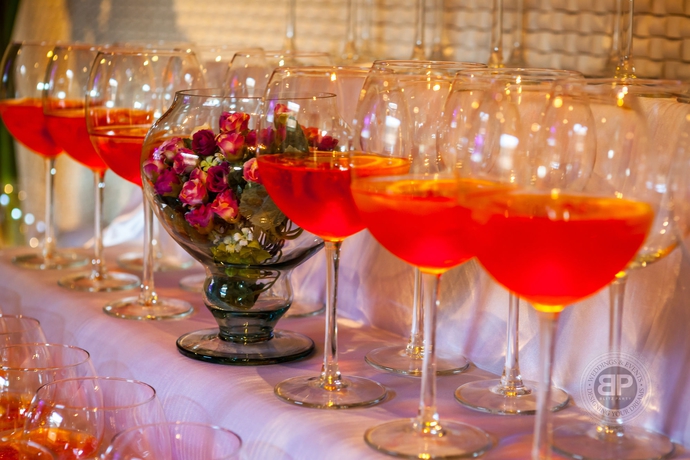 Imagen del bar/restaurante del Hotel Cubix. Foto 2