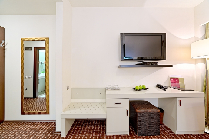 Imagen de la habitación del Hotel Cubix. Foto 5