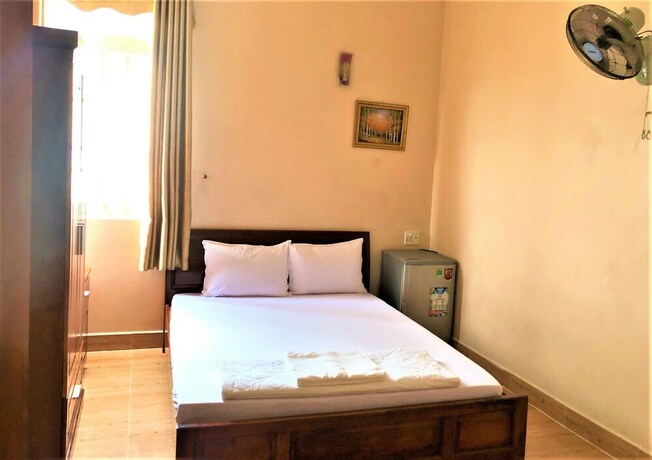 Imagen de la habitación del Hotel Cuc Phuong. Foto 32