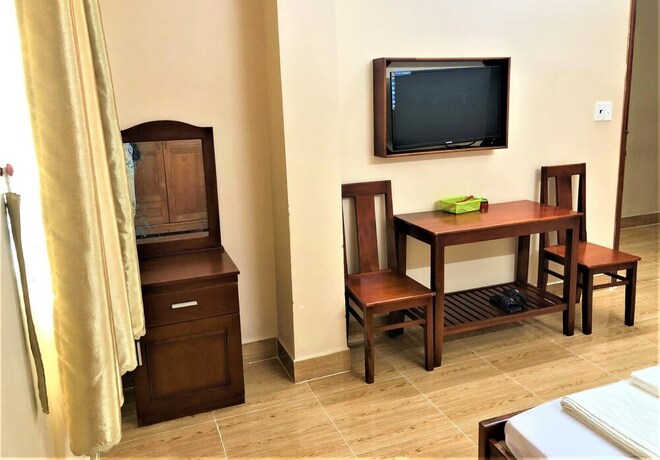 Imagen de la habitación del Hotel Cuc Phuong. Foto 39