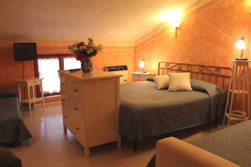 Imagen de la habitación del Hotel Cuccaro Club. Foto 8