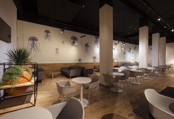 Imagen del bar/restaurante del Hotel Cuco. Foto 2