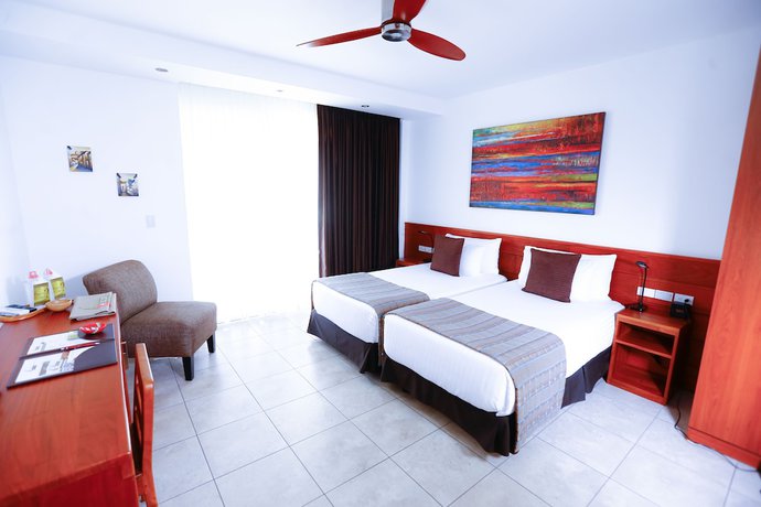 Imagen de la habitación del Hotel Cucuve. Foto 2