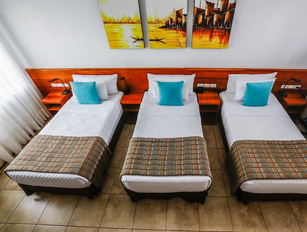 Imagen de la habitación del Hotel Cucuve. Foto 11