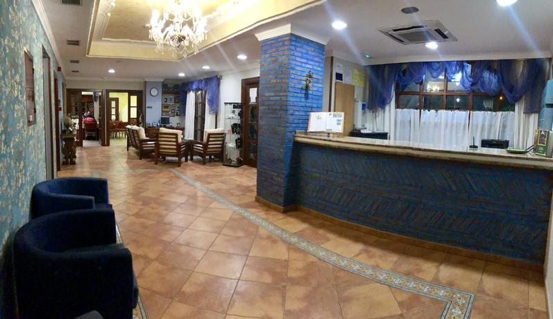 Imagen de los interiores del Hotel Cueli. Foto 6